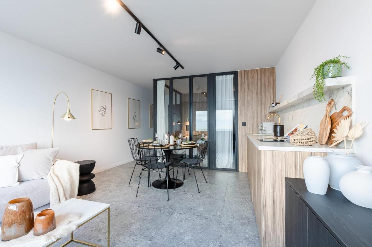 Modern Design Flat With A Stunning View Over