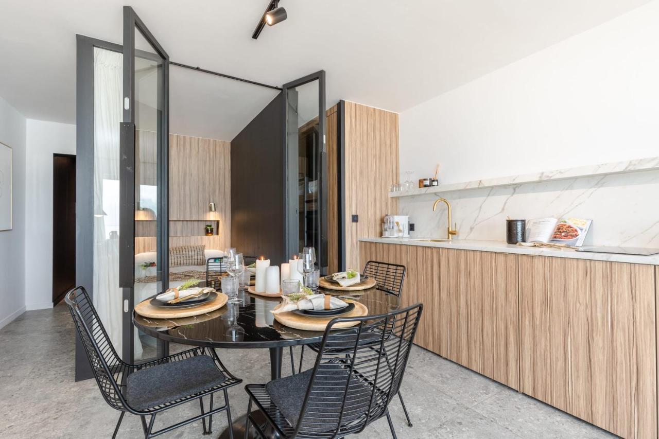 Modern Design Flat With A Stunning View Over Oostende